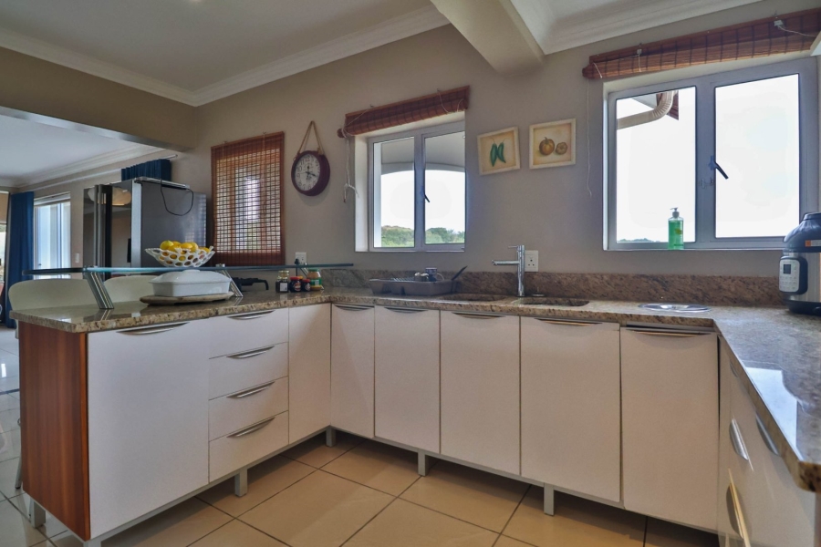 6 Bedroom Property for Sale in Pezula Golf Estate Western Cape